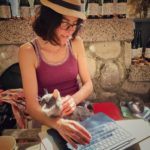 tournage E2: pascale travaille